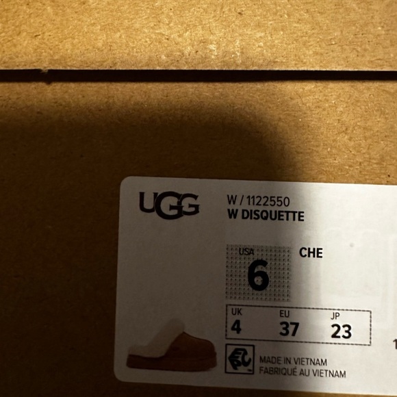 UGG Women's Disquette Slippers - Brand New - Picture 7 of 8